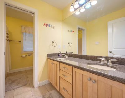 Lake & Slope View Luxury Lodge