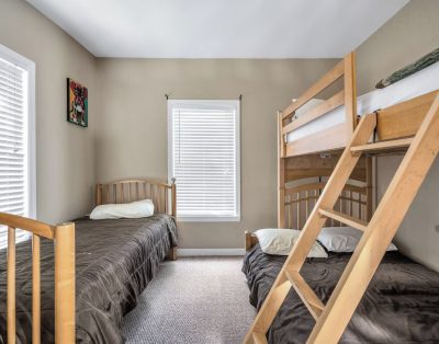 Stargaze Lodge & Luxe Chalet