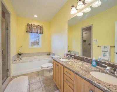 Lake & Slope View Luxury Lodge