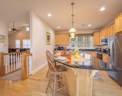 Lake & Slope View Luxury Lodge