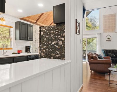 Stargaze Lodge & Luxe Chalet