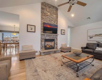 Lake & Slope View Luxury Lodge