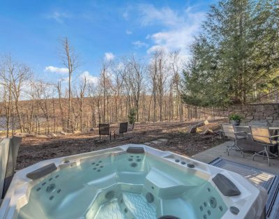 Lake & Slope View Luxury Lodge