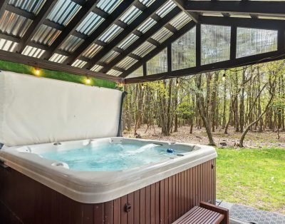 Stargaze Lodge & Luxe Chalet